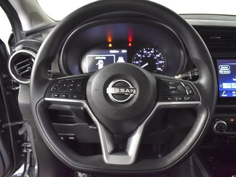 Used 2023 Nissan Kicks SV w/ Exterior Package FWD image 13