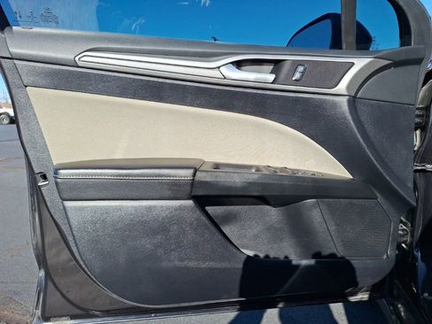 Used 2020 Ford Fusion S image 2