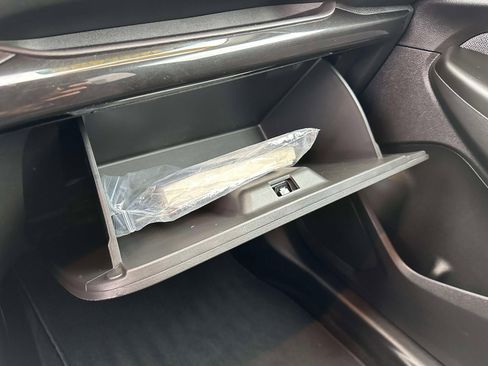 Certified 2022 Chevrolet TrailBlazer LT w/ Driver Confidence Package image 33