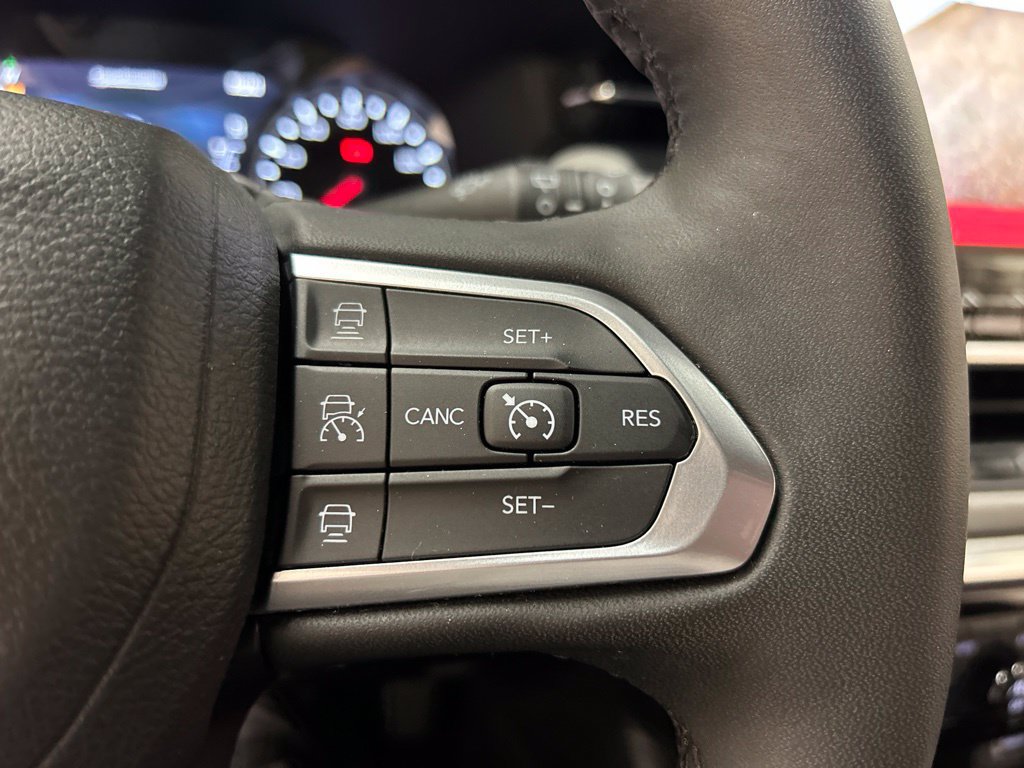 Used 2023 Jeep Compass Limited AWD/4WD image 24