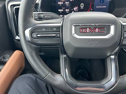 Used 2024 GMC Canyon AT4 w/ Canyon Safety Plus Package AWD/4WD image 17