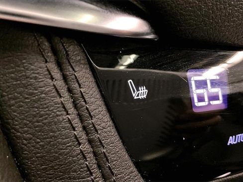 Used 2022 Cadillac XT5 Premium Luxury image 33