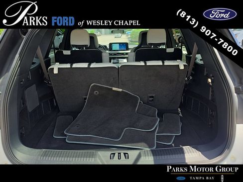 Used 2025 Lincoln Aviator Black Label w/ Black Label Special Edition AWD/4WD image 9