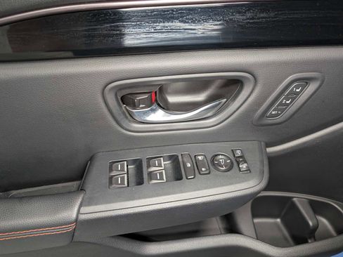 Certified 2023 Honda Pilot TrailSport image 39