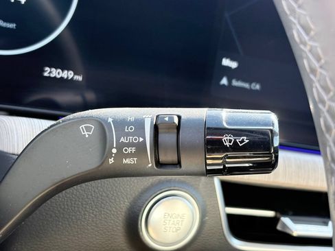 Used 2025 Hyundai Sonata Limited FWD image 15