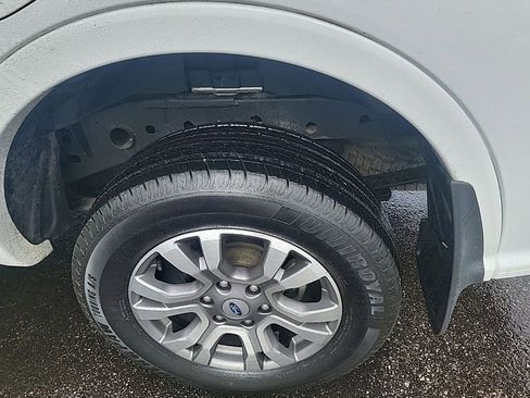 Used 2023 Ford Ranger Lariat w/ FX4 Off-Road Package image 18