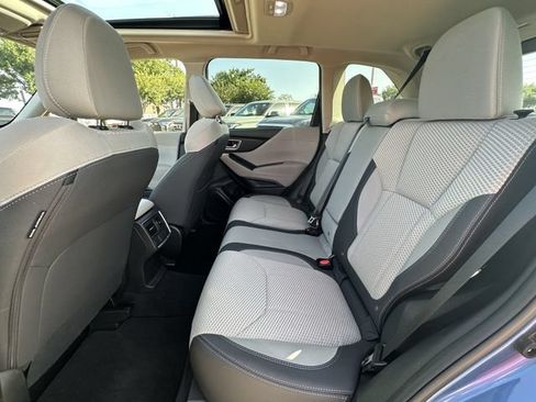 Used 2023 Subaru Forester Premium AWD/4WD image 27