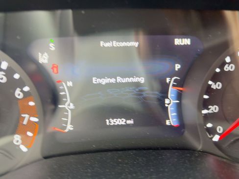 Used 2025 Jeep Compass Limited image 11