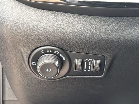New 2026 Jeep Compass Latitude AWD/4WD image 20