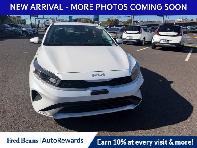 Used 2023 Kia Forte LXS FWD image 2