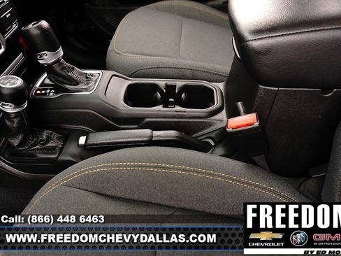 Used 2024 Jeep Wrangler Sport S image 31