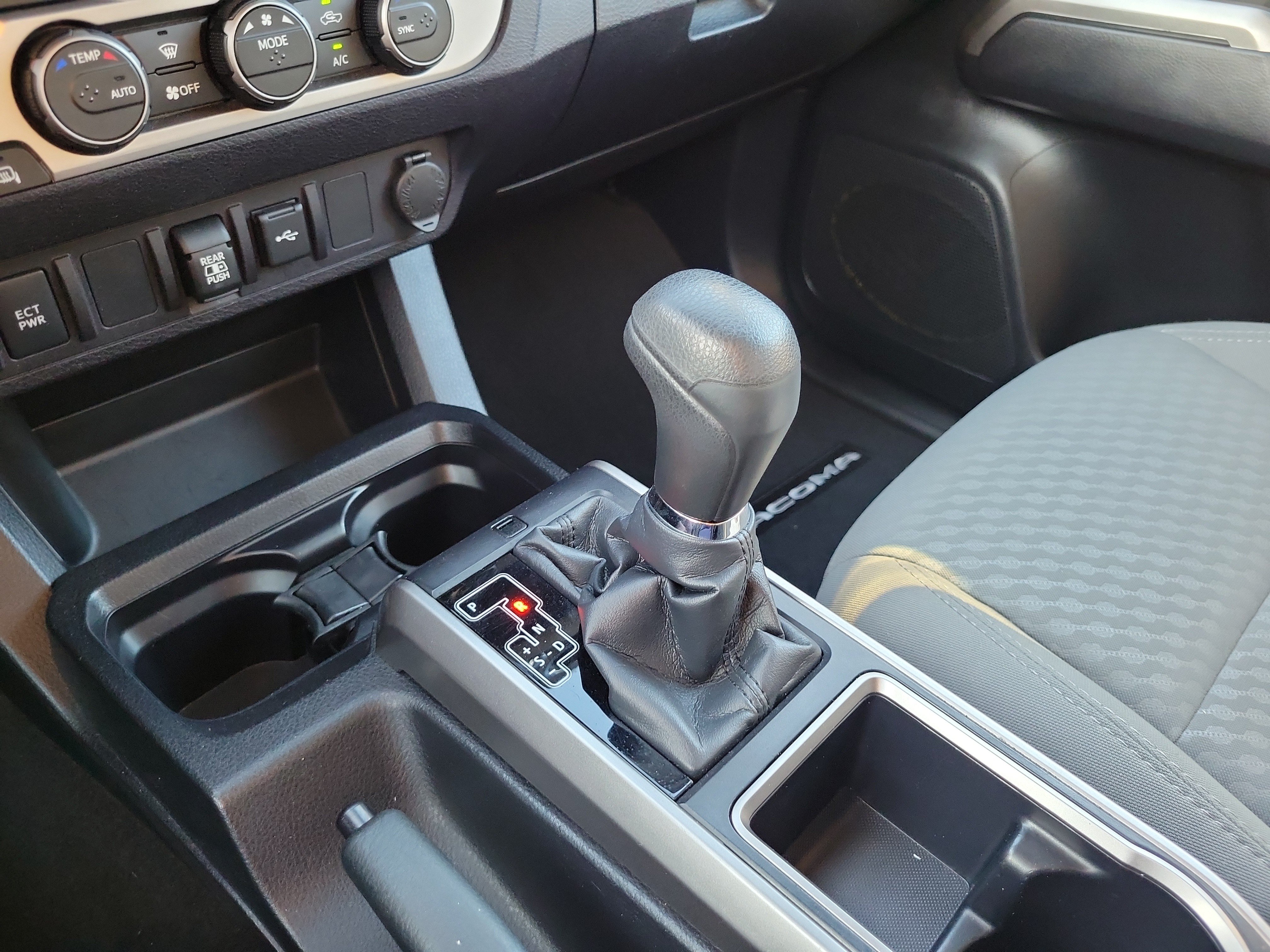 Used 2021 Toyota Tacoma SR5 RWD image 28