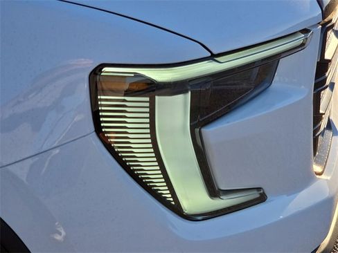 New 2026 GMC Acadia AT4 image 8