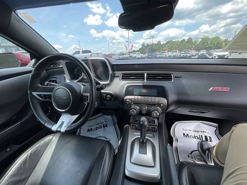 Used 2011 Chevrolet Camaro SS w/ RS Package RWD image 10