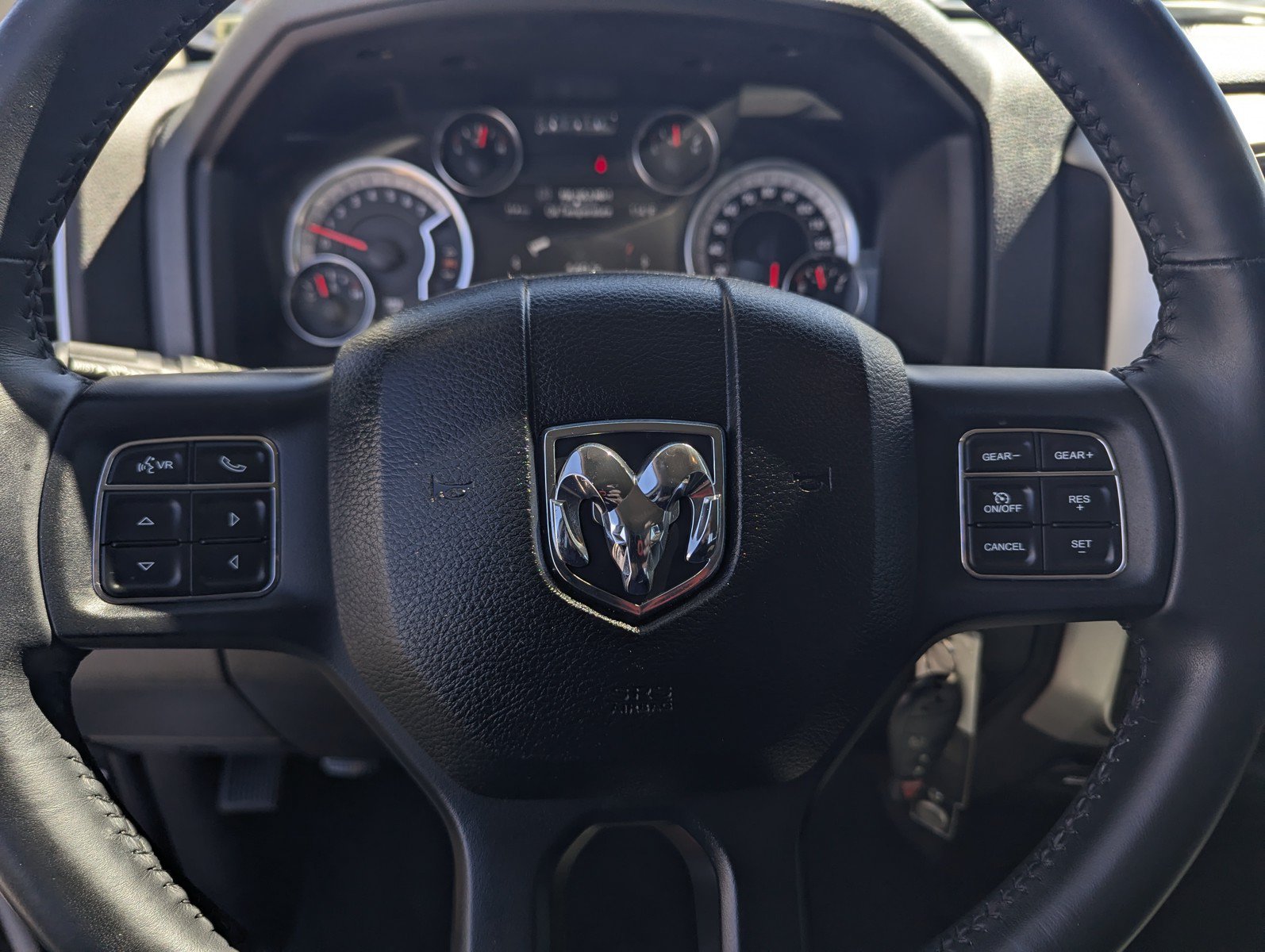 Used 2019 RAM 1500 Big Horn RWD image 10