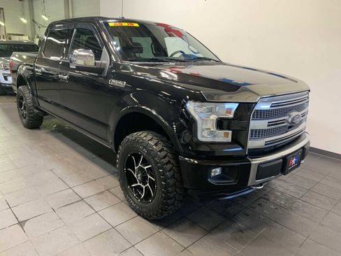 Used 2015 Ford F150 Platinum w/ Equipment Group 701A Luxury image 2