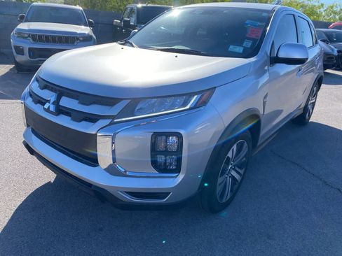 Used 2024 Mitsubishi Outlander Sport ES image 1