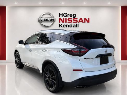 Used 2022 Nissan Murano SV w/ SV Midnight Edition Package FWD image 4