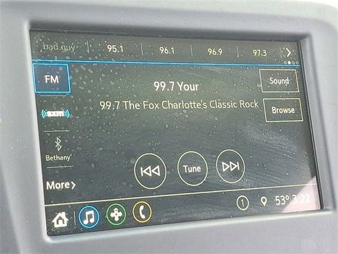 Used 2019 Chevrolet Equinox LT image 16