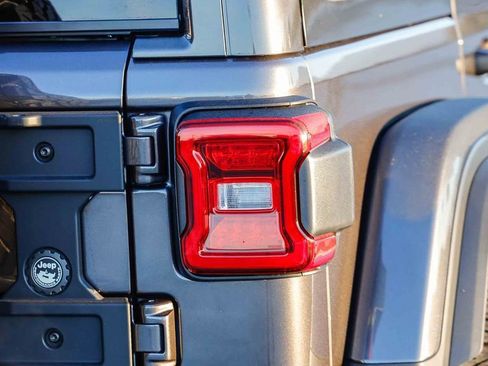 New 2026 Jeep Wrangler Unlimited Rubicon image 10