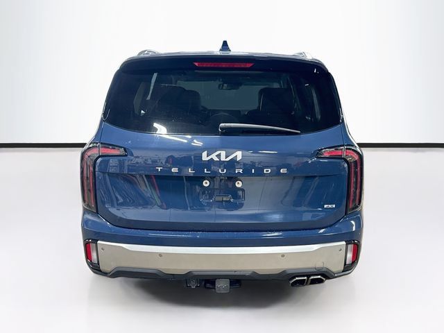 Used 2024 Kia Telluride EX w/ EX Captain's Chair Package AWD/4WD image 6