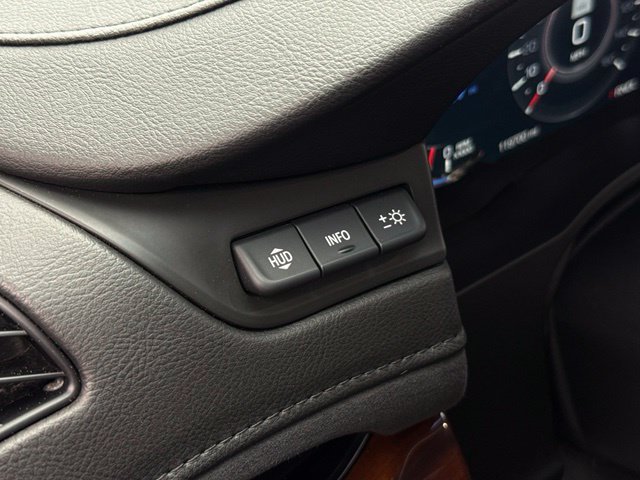 Used 2019 Cadillac Escalade Luxury AWD/4WD image 28