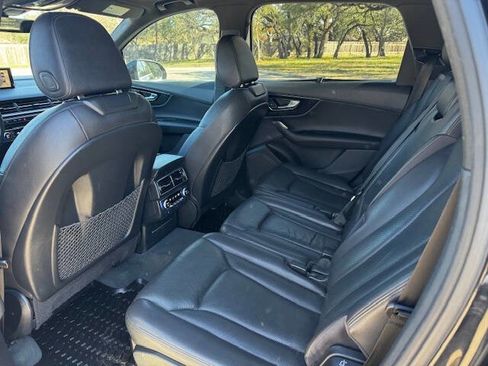 Used 2017 Audi Q7 3.0T Premium Plus image 47