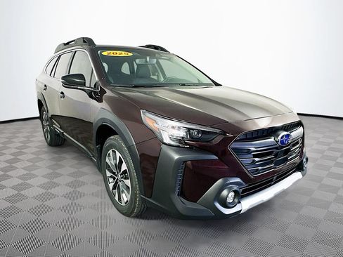 Certified 2025 Subaru Outback Limited AWD/4WD image 2