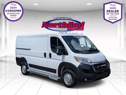 Used 2025 RAM ProMaster 2500 w/ U-Haul Equipment Group FWD image 1