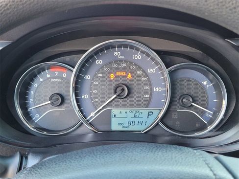 Used 2014 Toyota Corolla LE image 14