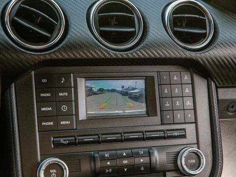 Used 2016 Ford Mustang Coupe RWD image 15