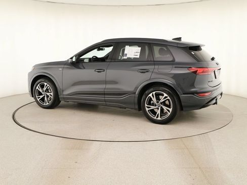 New 2027 Audi Q6 e-tron Prestige AWD/4WD image 3