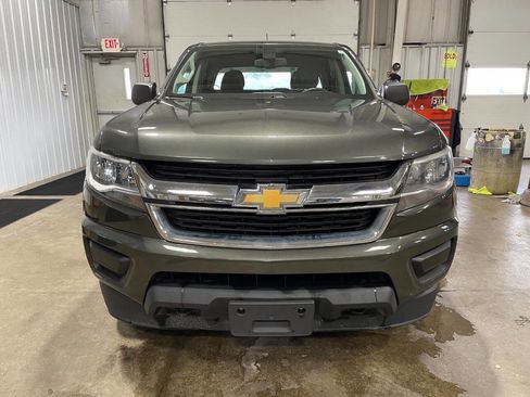 Used 2018 Chevrolet Colorado W/T w/ WT Convenience Package image 2