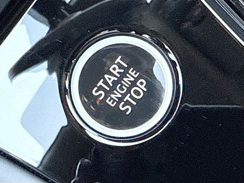 Certified 2025 Audi A3 2.0T Premium Plus w/ Premium Plus Package image 35