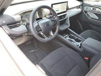 Used 2025 Ford Explorer ST video 3