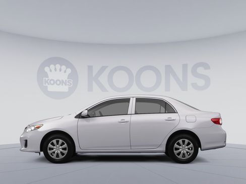 Used 2012 Toyota Corolla L FWD image 2