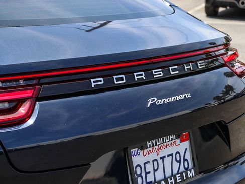 Used 2017 Porsche Panamera 4 AWD/4WD image 12