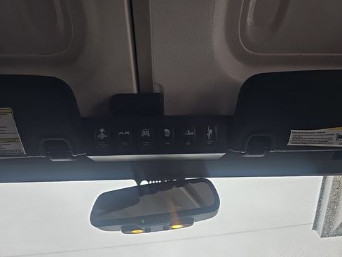 Used 2014 Jeep Wrangler Unlimited Sahara w/ Connectivity Group image 30