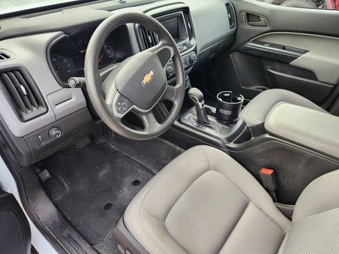 Used 2022 Chevrolet Colorado W/T w/ WT Convenience Package RWD image 8