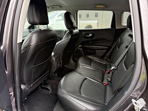 Used 2021 Jeep Compass Limited AWD/4WD image 19