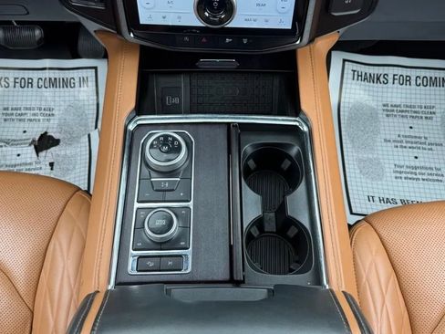 Used 2023 Ford Expedition Max Platinum AWD/4WD image 25