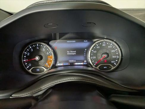 Certified 2023 Jeep Renegade Trailhawk w/ Trailhawk Elite Group AWD/4WD image 24