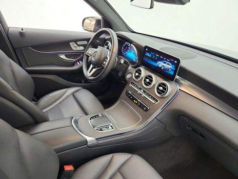Used 2022 Mercedes-Benz GLC 300 image 24