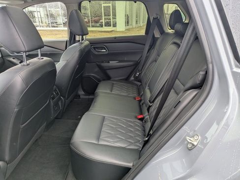 Used 2023 Nissan Rogue Platinum AWD/4WD image 17
