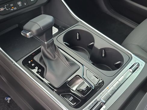 New 2026 Kia Carnival SX Prestige FWD image 28
