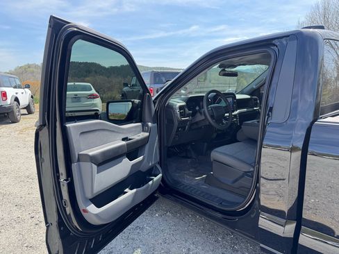 Used 2025 Ford F150 XL image 14