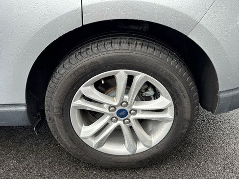 Used 2020 Ford Edge SEL w/ Convenience Package image 6