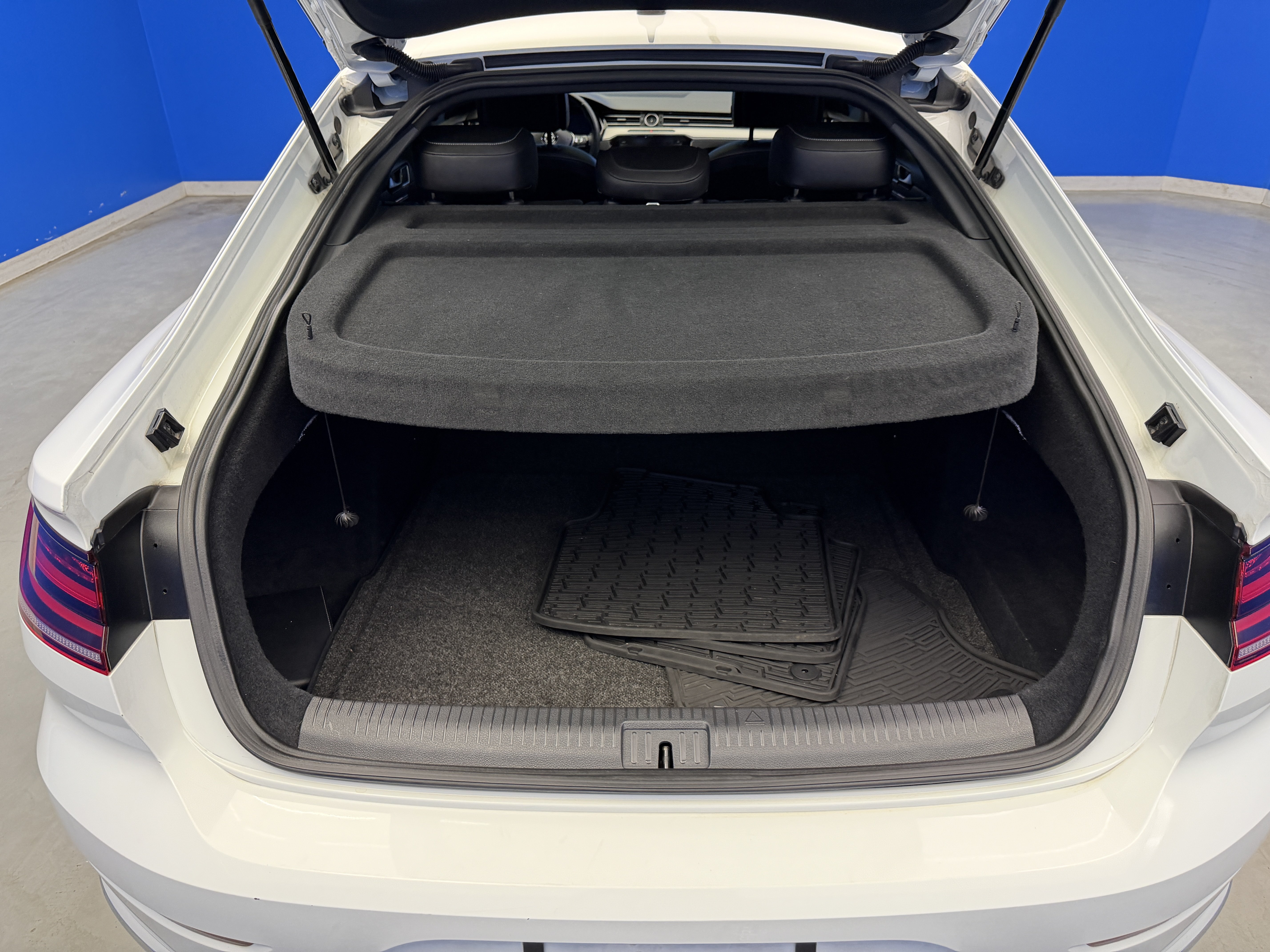 Used 2019 Volkswagen Arteon SEL AWD/4WD image 27