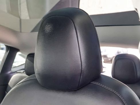 Used 2021 Tesla Model Y 2WD image 24