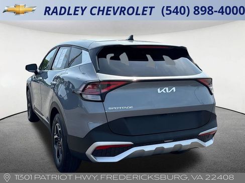 Used 2025 Kia Sportage LX FWD image 14